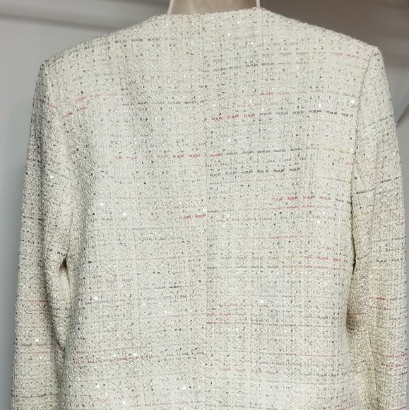 NWT Classy sequin fringe shell - Picture 5 of 5